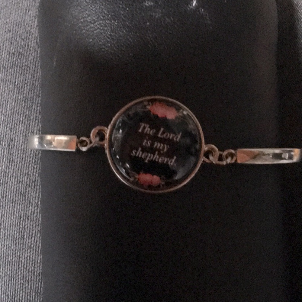 Inspirational ladies bracelet